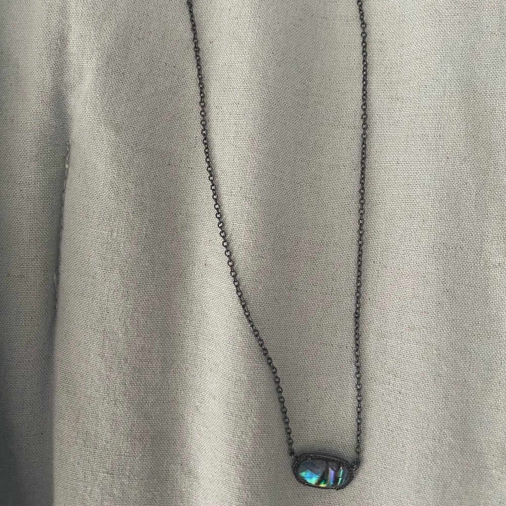 elisa necklace